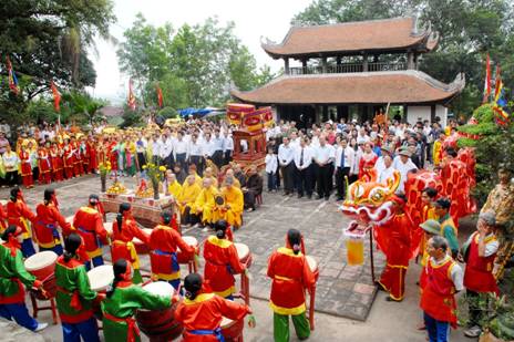 LÀNG NGHỀ TRỐNG ĐỌI TAM