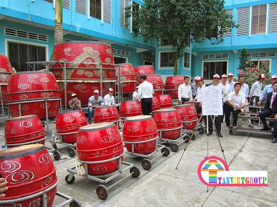 Dàn trống giáo xứ Hà Nội